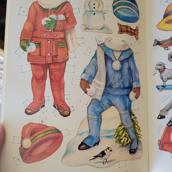 Paper doll book - Picture 6 of 6